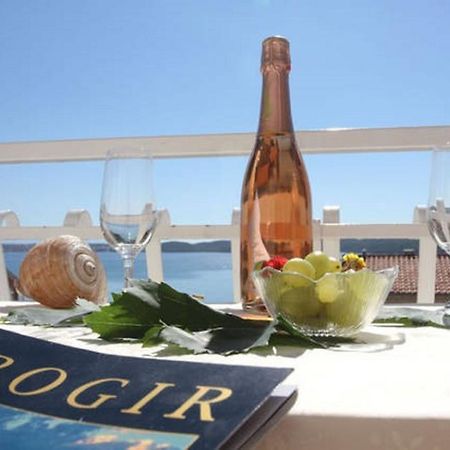 Lana Apartments Trogir Bagian luar foto