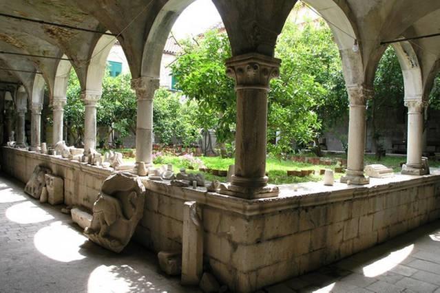 Lana Apartments Trogir Bagian luar foto