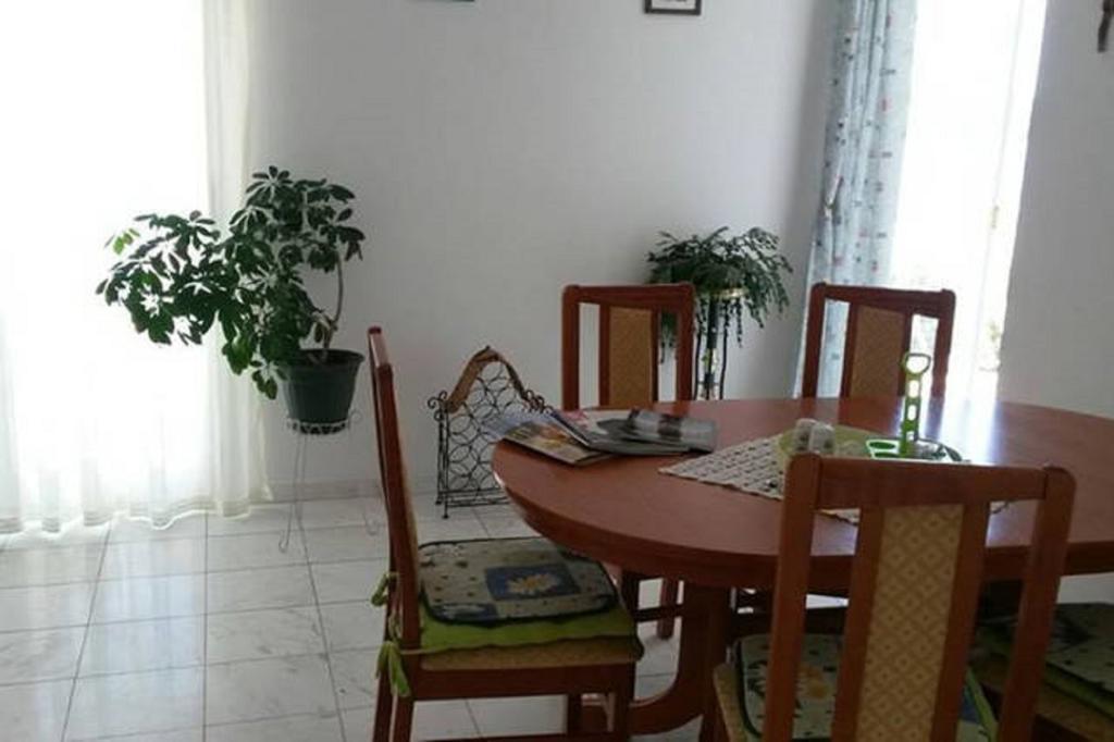 Lana Apartments Trogir Bagian luar foto