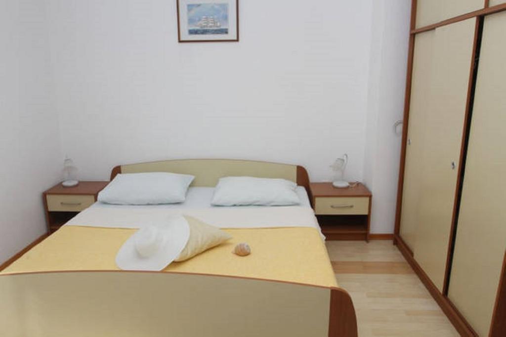 Lana Apartments Trogir Bagian luar foto
