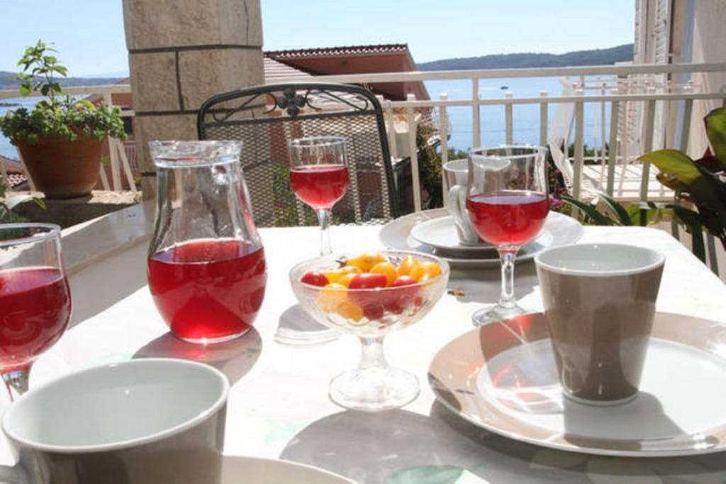 Lana Apartments Trogir Bagian luar foto