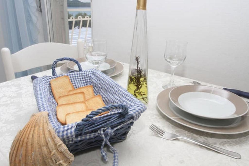 Lana Apartments Trogir Bagian luar foto
