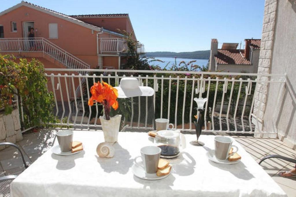 Lana Apartments Trogir Bagian luar foto